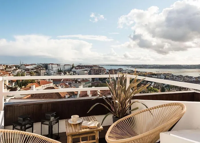 Molako - 1 Bedroom Penthouse In Principe Real